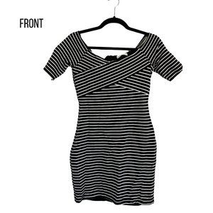 Striped bodycon dress with partial sleeves and flattering waist - Small